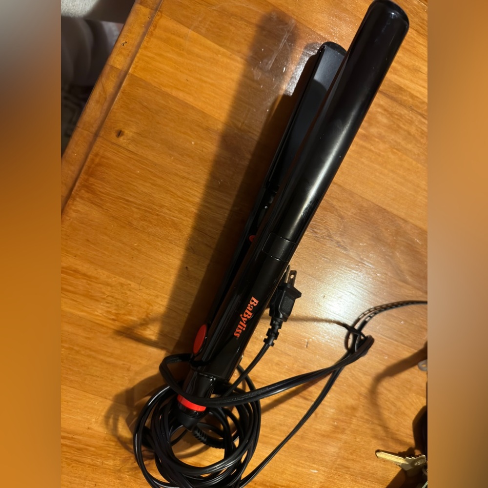 Babyliss hair straightener